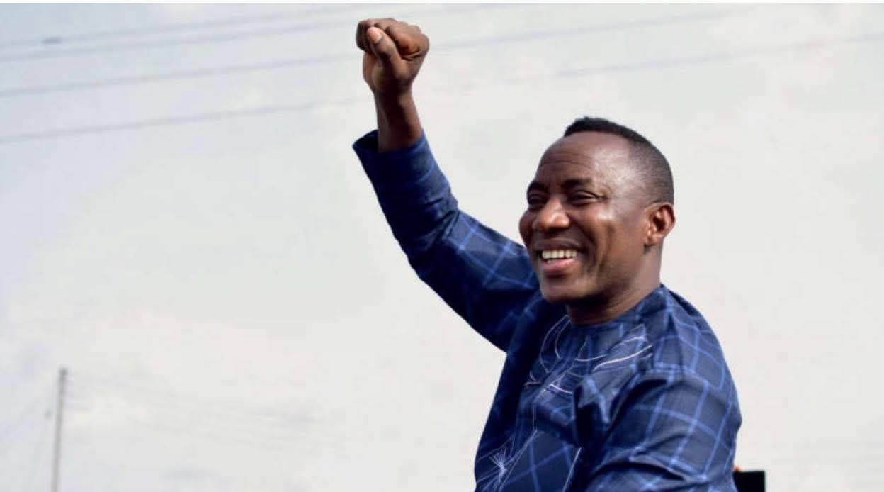 Nigeria: Authorities must immediately release Omoyele Sowore