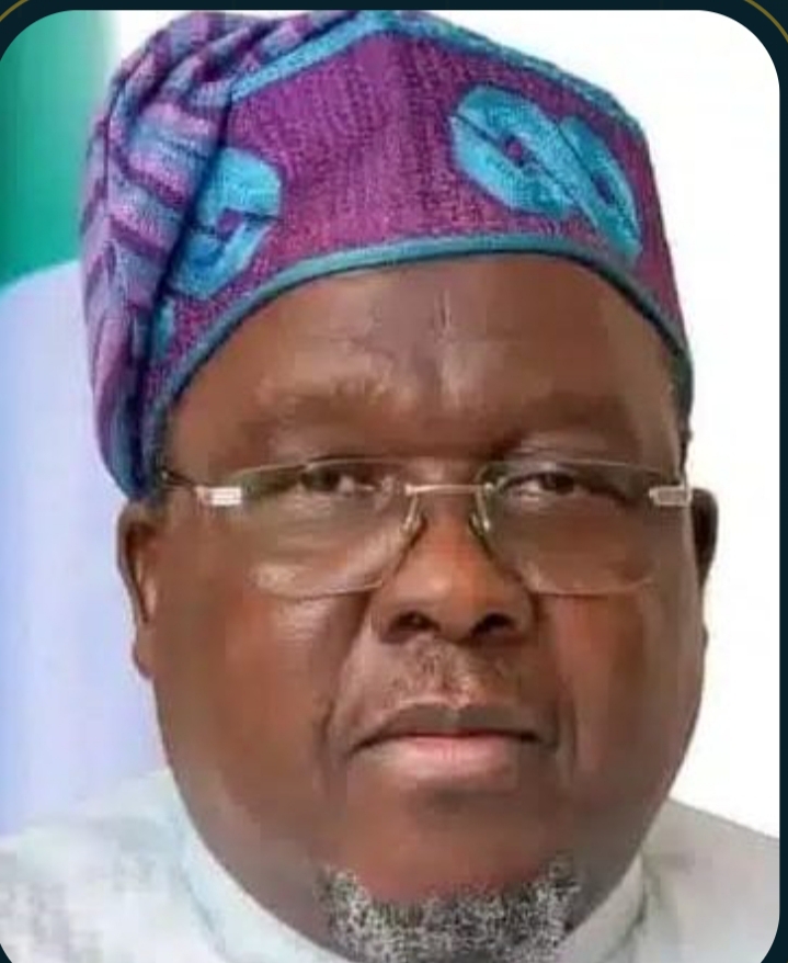 Masari Launches Scholarship Scheme for Katsina Medical Students