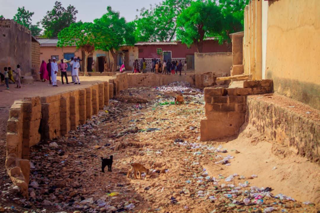 Lalacewar Magudanar Ruwa a Ƙerau cikin Birnin Katsina na Barazana ga Dukiya da Lafiyar Jama’a