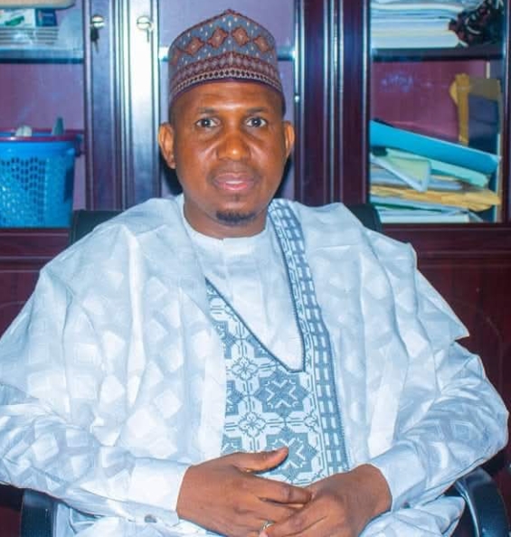 Sirajo Yazid Abukur Na Neman Masu Haka Kabarin Buhari Yayi Musu Kyauta