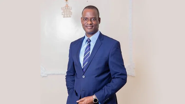 “The Naira Could Crash to ₦4,000 Per Dollar If Subsidy Returns” — Oyedele Warns