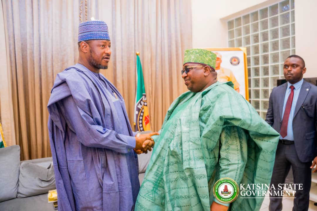 Gwamna Idris Ya Jagoranci Tawaga Don Yin Ta'aziyya Ga Gwamna Radda Bisa Rasuwar Mahaifiyarsa