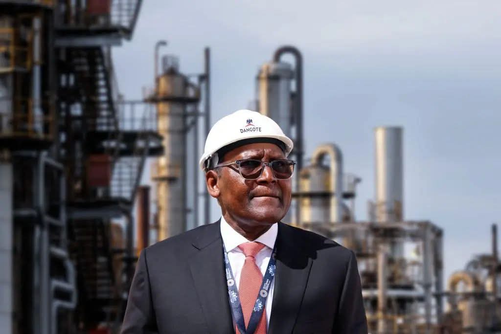 Dangote Refinery Ta Karyata Rahotannin Sallamar Ma’aikata, Ta Ce Sauye-sauyen Tsaro da Tsarin Aiki Ne Kawai