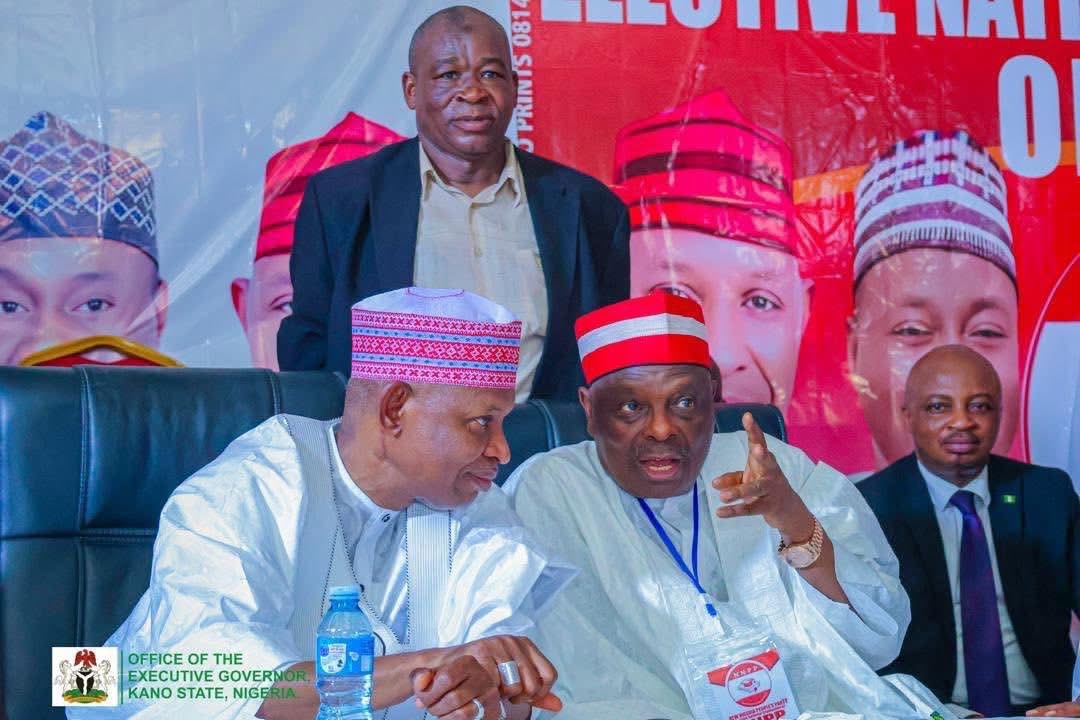 Rahotanni na Nuna Gwamnan Kano Na Dab da Sauya Sheka zuwa APC